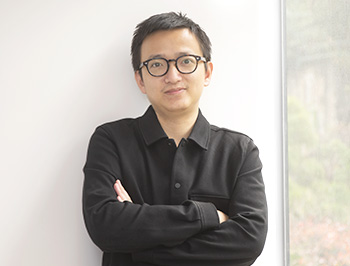 Lingpeng Kong